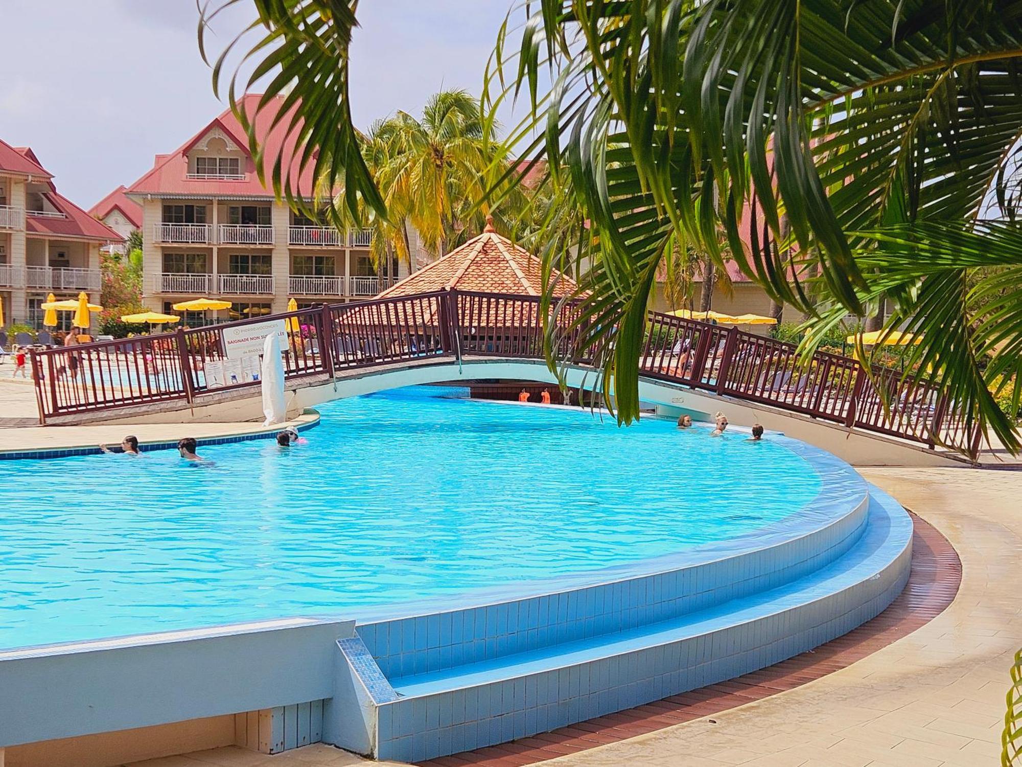 Ti Oasis Trinidad, Studio Vue Mer A Pierre & Vacances Сен-Лу Екстериор снимка